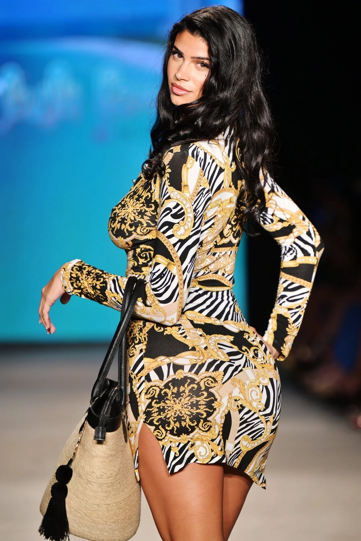 GODDESS VIBES - Blouse Dress - Image 8