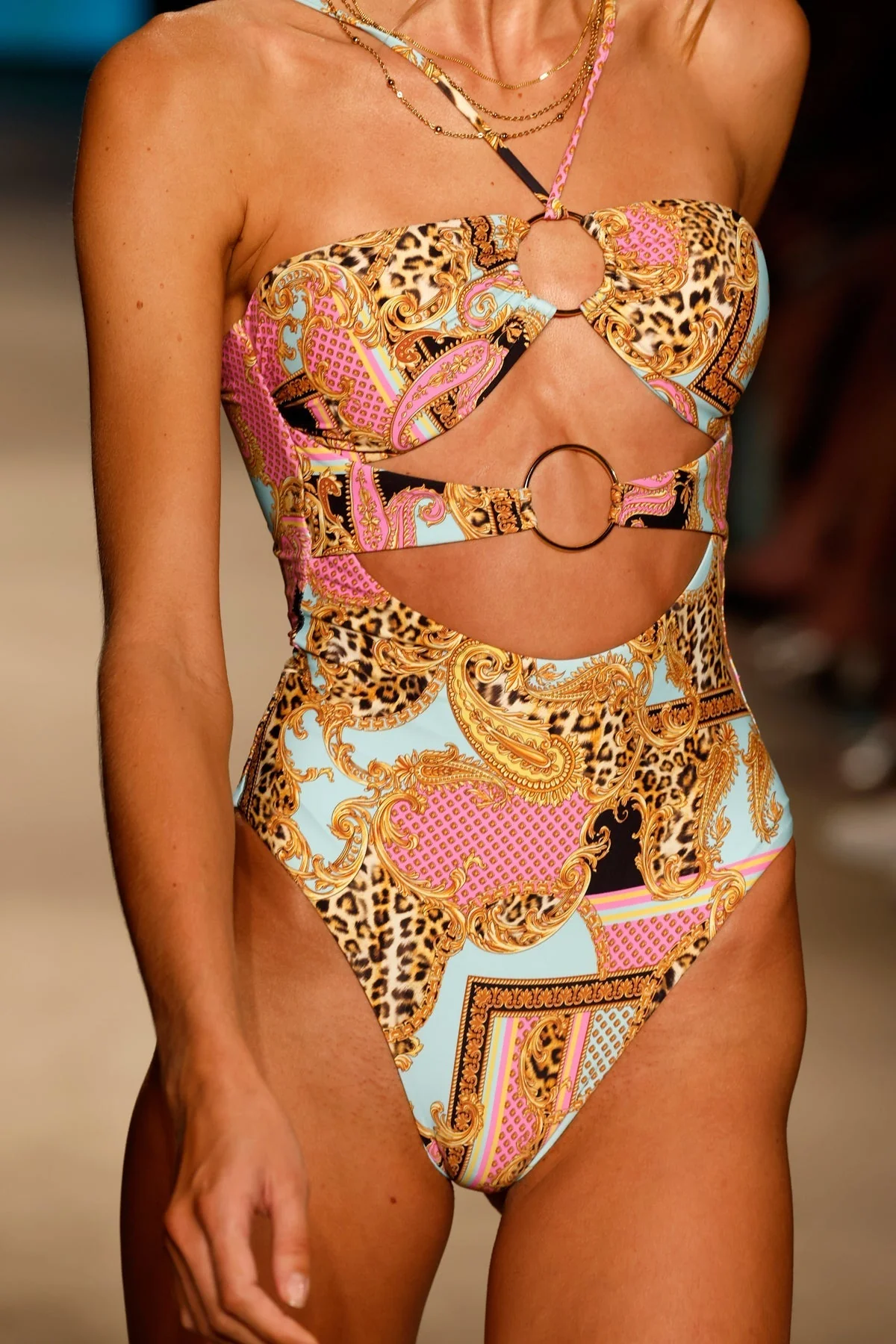 MIAMI DAYDREAM - Double Loop Bandeau One Piece - Image 9