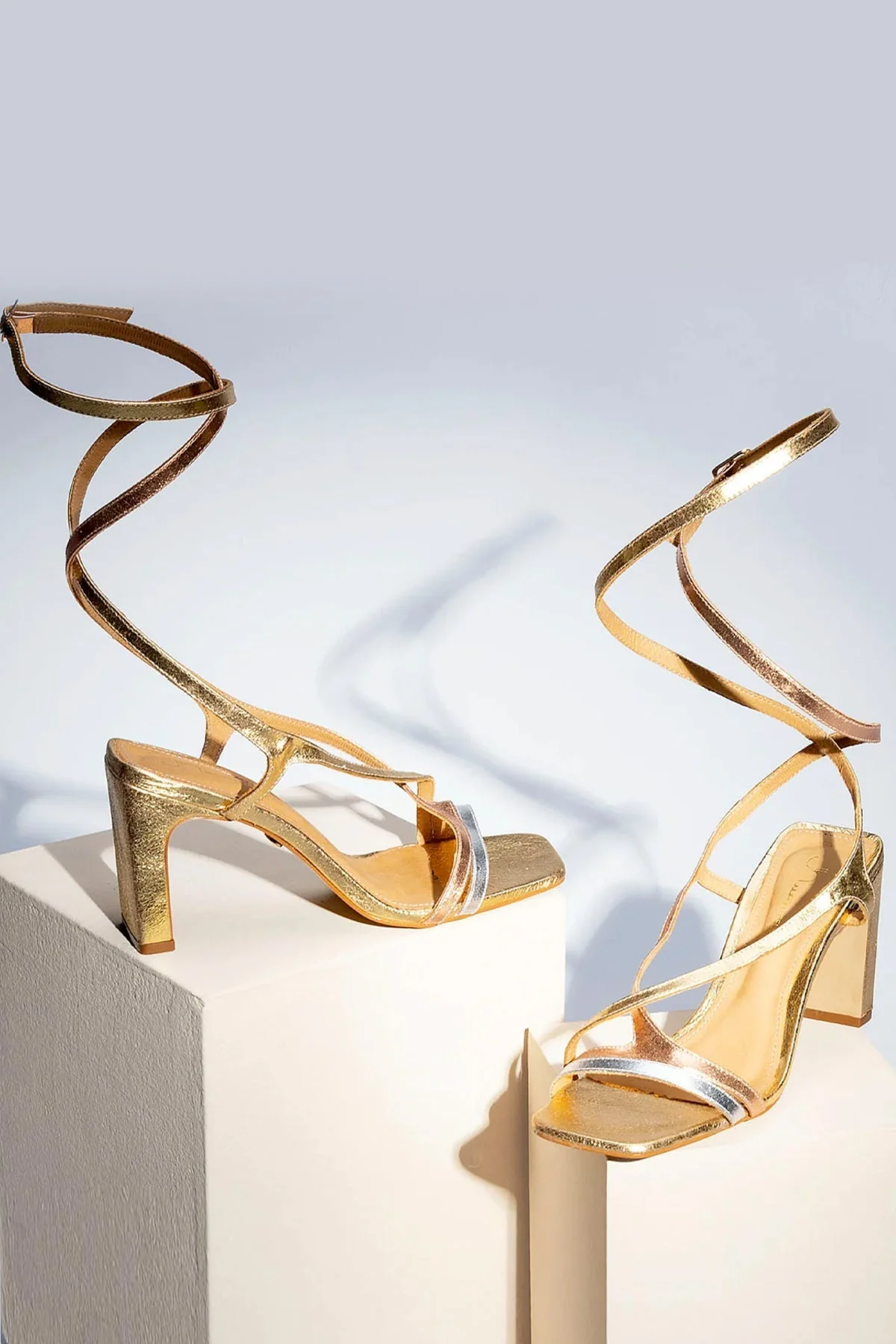SHOES - Strappy Block Heel