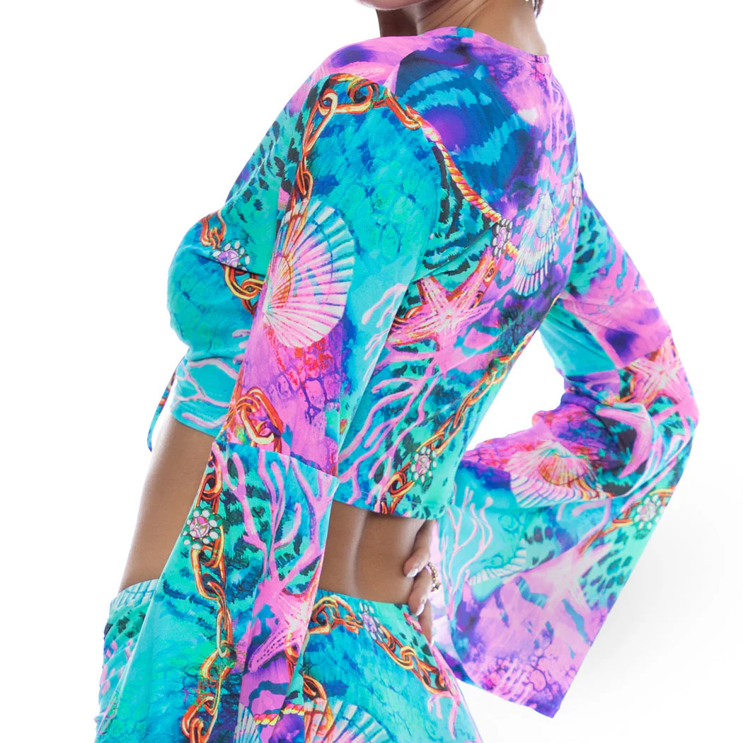TREASURE - Bell Sleeve Scrunched Crop Top - Image 3
